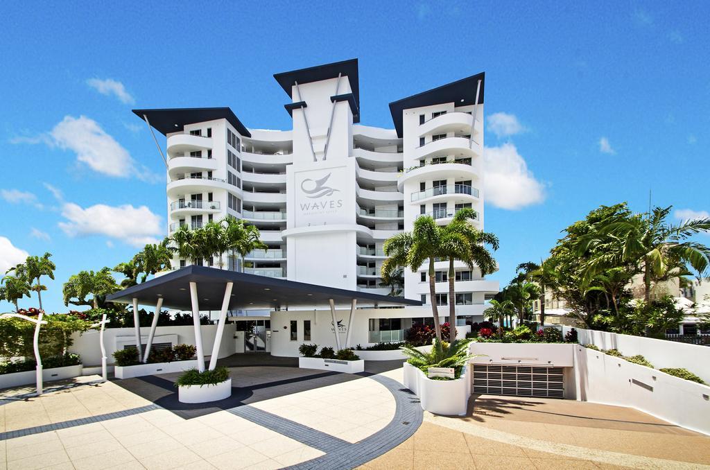 Waves Maroochy River Маручидор Екстериор снимка